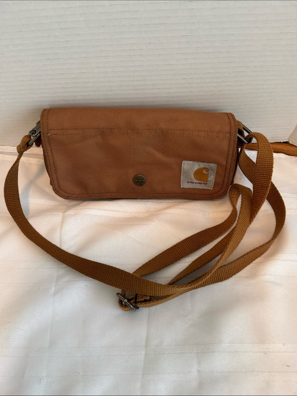 Carhartt Small Messenger Bag in Carhartt Brown